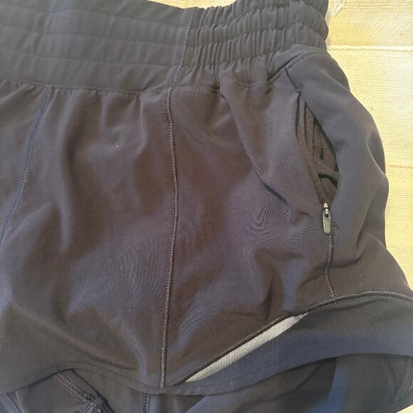 Lululemon Hotty Hot Low Rise Swift Lined Running Shorts – Black, XS (2) - Picture 7 of 7